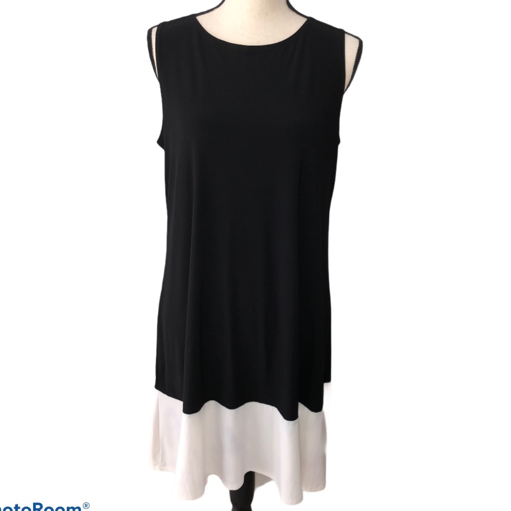 Nik & Nash black and white sleeveless dress Sz L